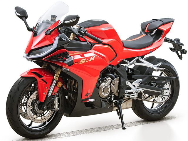 2026年 SRK 400RS Red（カタログメイン）