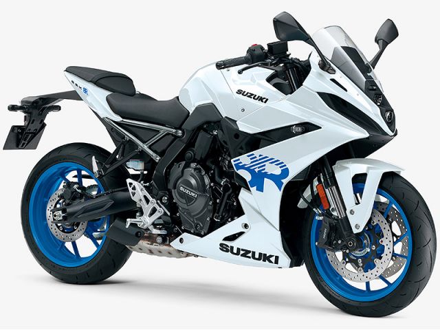 2026年 GSX-8R パールテックホワイト（カタログメイン）