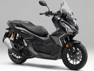 2026年 ADV160マットガンパウダーブラックメタリック