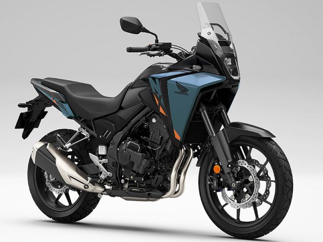 2026年 NX400 E-Clutch マットバリスティックブラックメタリック※欧州向けモデルの同色画像（カタログメイン）