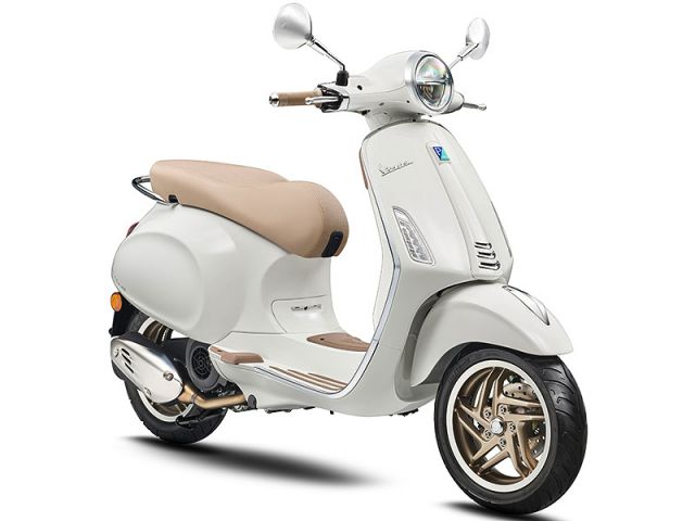 2026年 Primavera S 180 イノチェンテホワイト（カタログメイン）