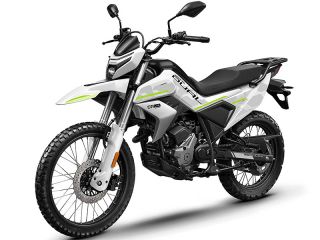 2026年 250 Dualポーラーホワイト