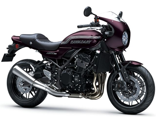 2027年 Z900RS CAFE キャンディトーンレッド（カタログメイン）