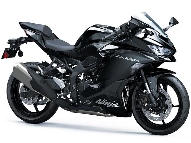 2027年 Ninja ZX-25R SE メタリックスパークブラック（カタログメイン）