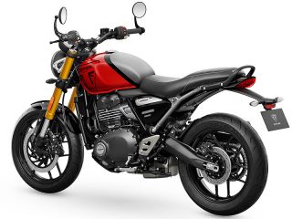 2027年 Speed 400（リアビュー）