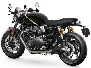 2027年 Speed Twin 1200 TFC（リアビュー）