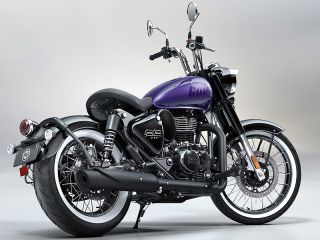 2026年 Goan Classic 350 Base（リアビュー）