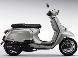 2026年 J125 Sport Lineグレー