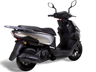 2026年 ECHS125（リアビュー）