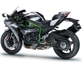 2027年 Ninja H2 Carbon（リアビュー）